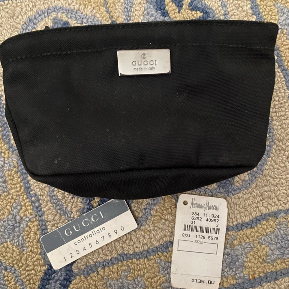 ⭐️HP⭐️Gucci|pouch - Picture 2 of 4